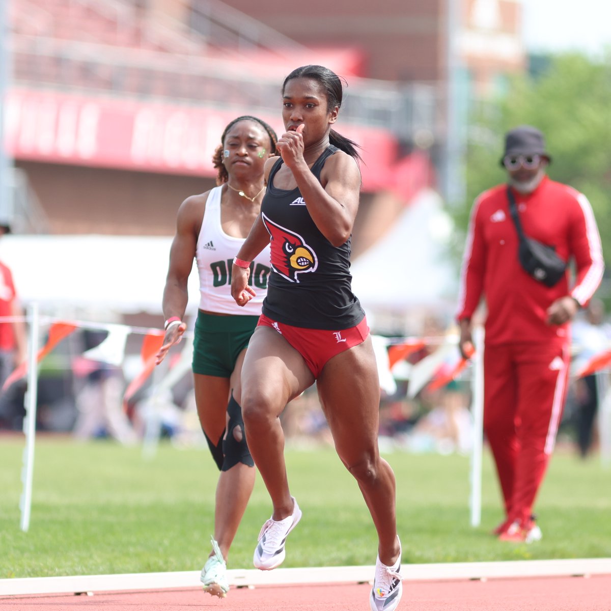 After finishing seventh in the prelims, Olivia Jenkins takes third in the women's 100m in a PB of 11.62 ⚡️⚡️⚡️ #GoCards