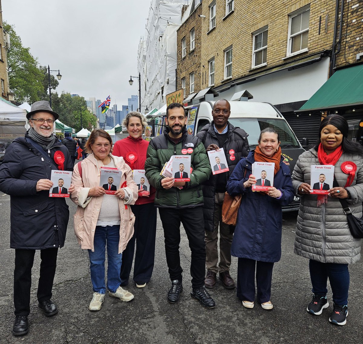 A busy Saturday in Hackney. It was great to join @mayorofhackney and @WeLoveHandS to speak to residents of Whitmore Estate A vote for Labour on Thursday is a vote for: 🌹40,000 council homes 🌹6000 rent control homes 🌹1300 more police 🌹150,000 new jobs 🌹Free school meals made…