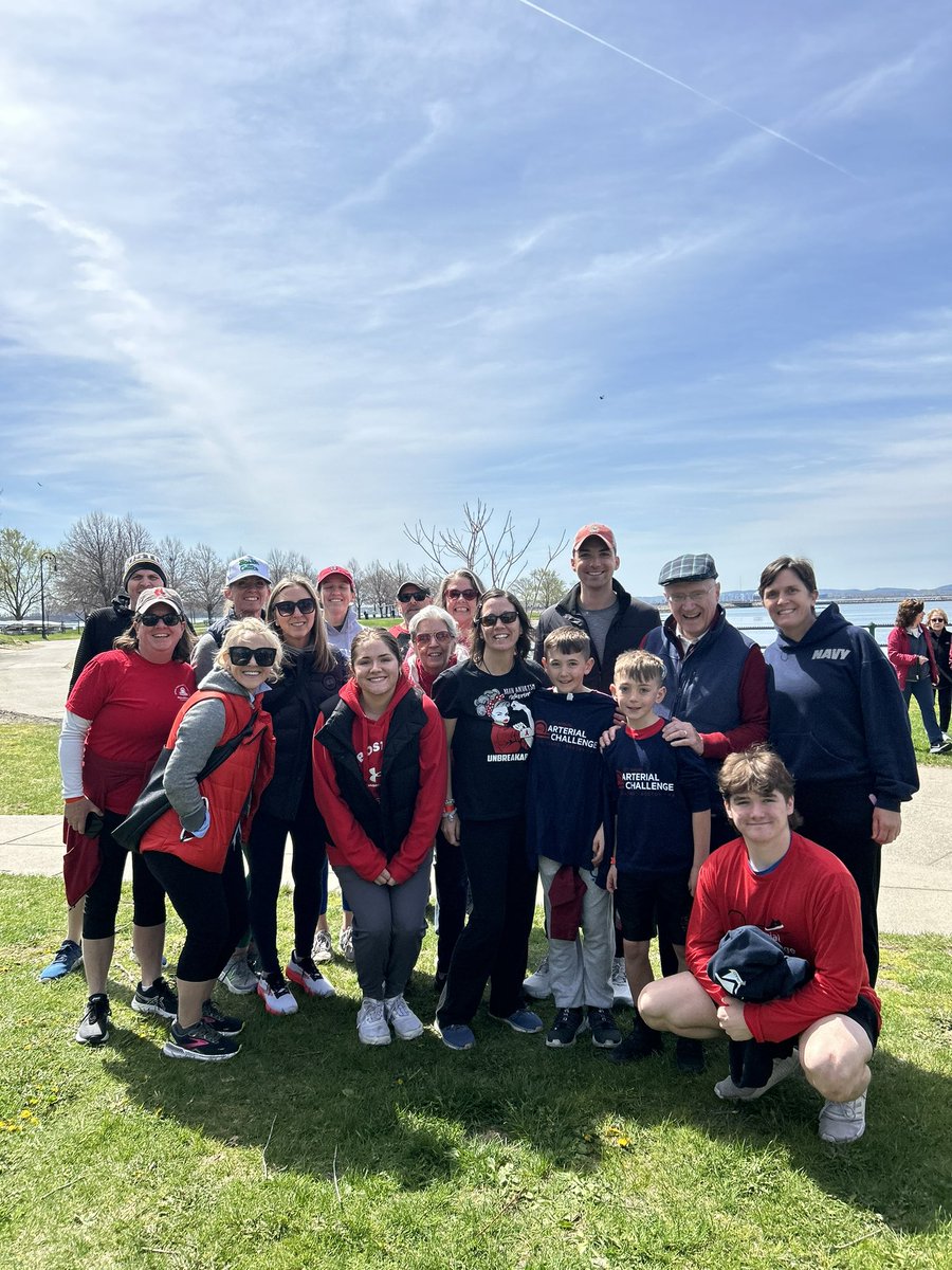RobWayTV's tweet photo. A perfect day for the Brain Aneurysm Foundation’s annual walk at Castle Island!
About a thousand people walked or ran to bring awareness to this disease.
My aunt Meg - a survivor- led our team!
#StopThePop https://t.co/OF9NRtXjYP