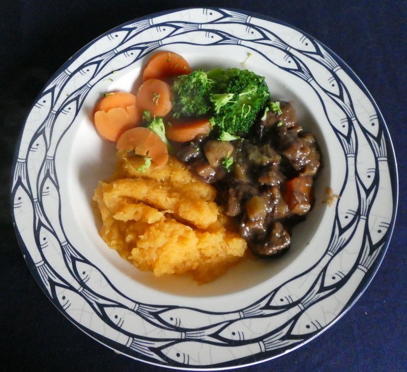 In my cottage after Friday night visit to deliver this meal to my friend Jane in #Perth, #Perthshire, #Scotland Followers seem interested that I do my own #Scottish cooking #Venison and #Cranberry #Stew with #Broccoli and  #Neeps Healthy food to to try if you ever travel here