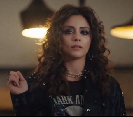 #SılaTürkoğlu 😍