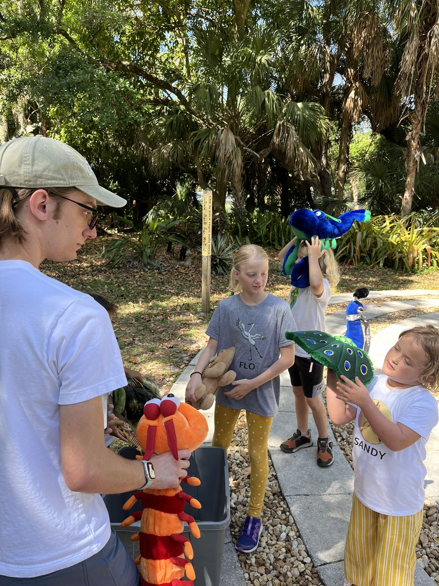 Creativity and learning galore at Designing With Nature, a #suncoastremakedays event on the beautiful outdoor campus of Unity Church of Sarasota was a huge hit.
#remakedays
<a href="/SuncoastCGLR/">Suncoast GL Reading</a> 
<a href="/ThePattersonFdn/">The Patterson Foundation</a>