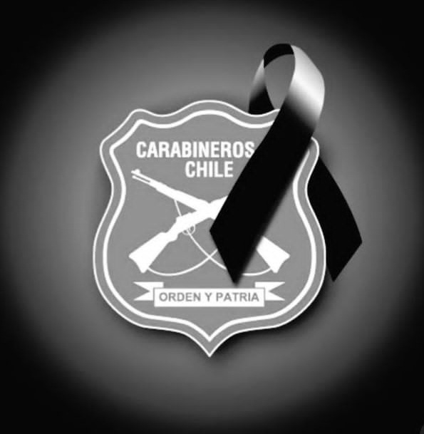 xaviconcha's tweet photo. Señoras y señores #politicos de Chile, déjense de huevear y hagan su trabajo. Por eso los eligieron.
#CarabinerosDeChile #CarabinerosDeTodos https://t.co/SpoxNE0Yw0