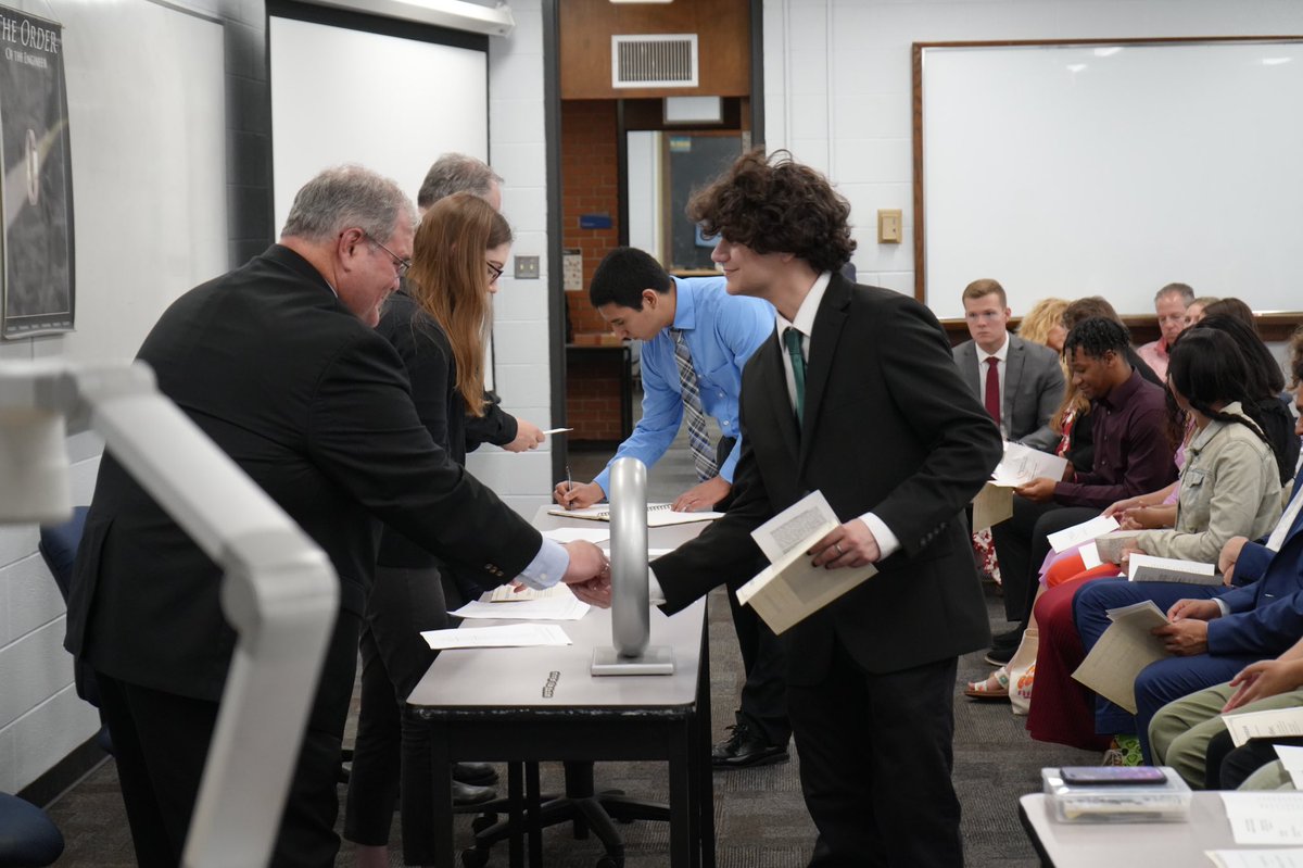 Valpo Engineering tweet media