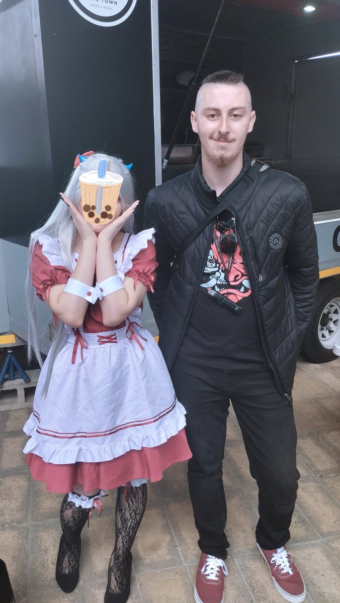 Had the pleasure to meet <a href="/MiaChxn/">MiaChxn</a> at ComicCon CPT today, cosplaying as her OC

#ComicConCapeTown #cosplay