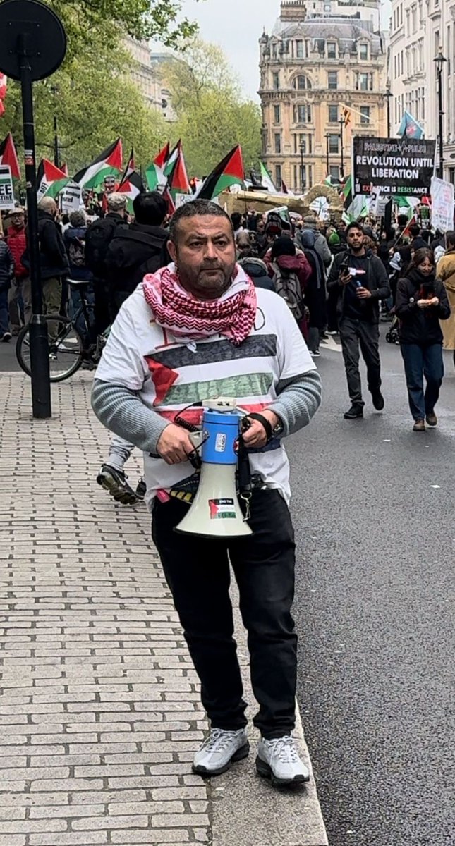 Today, as usual, I faced the anger of Hamas supporters. But the most interesting thing was when someone repeatedly told me in front of the police: 'You're very lucky to have the police standing by your side!' When I asked him what he would do if there were no police, he just kept…