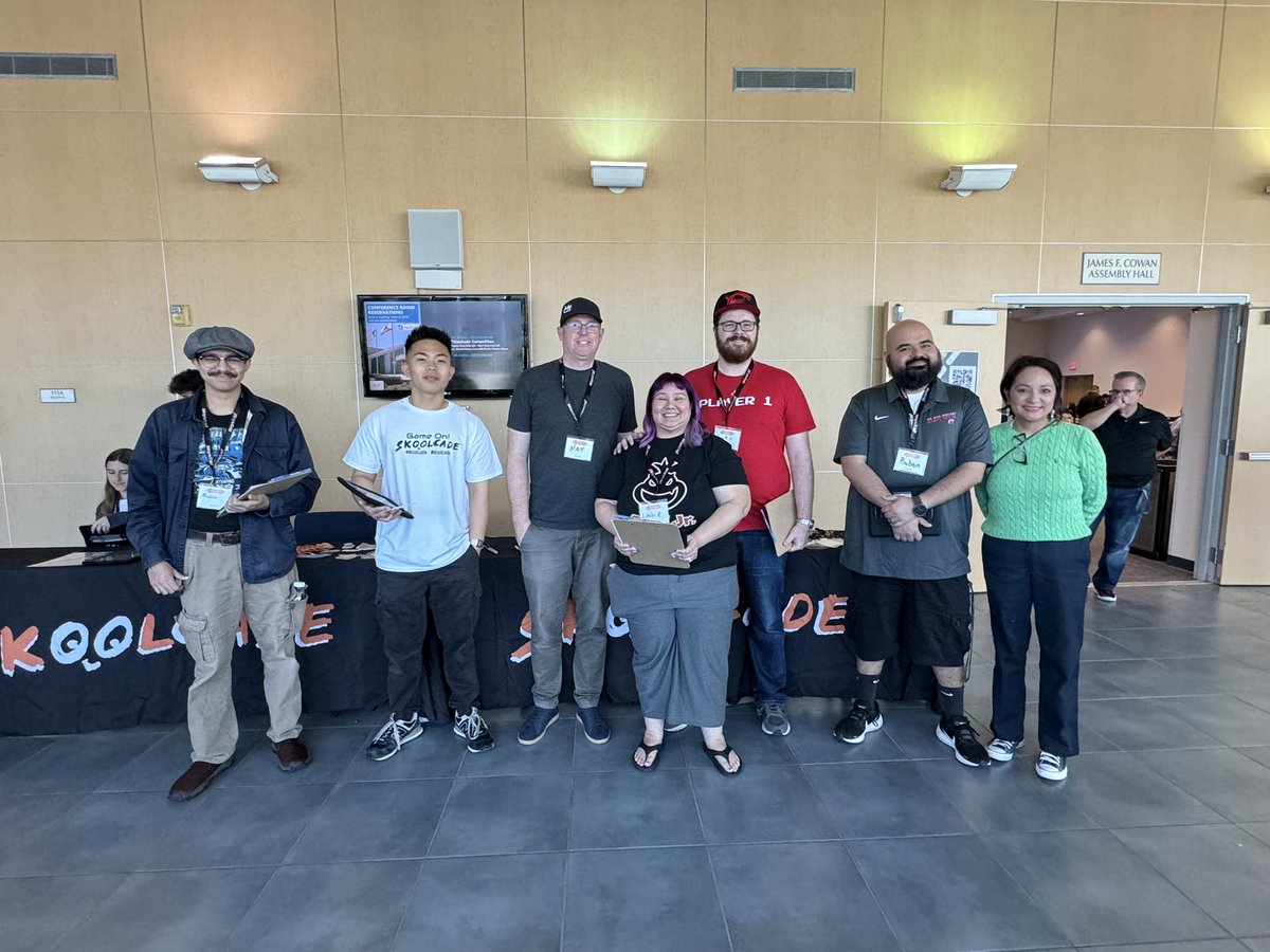 Mrs Castellanos tweet media