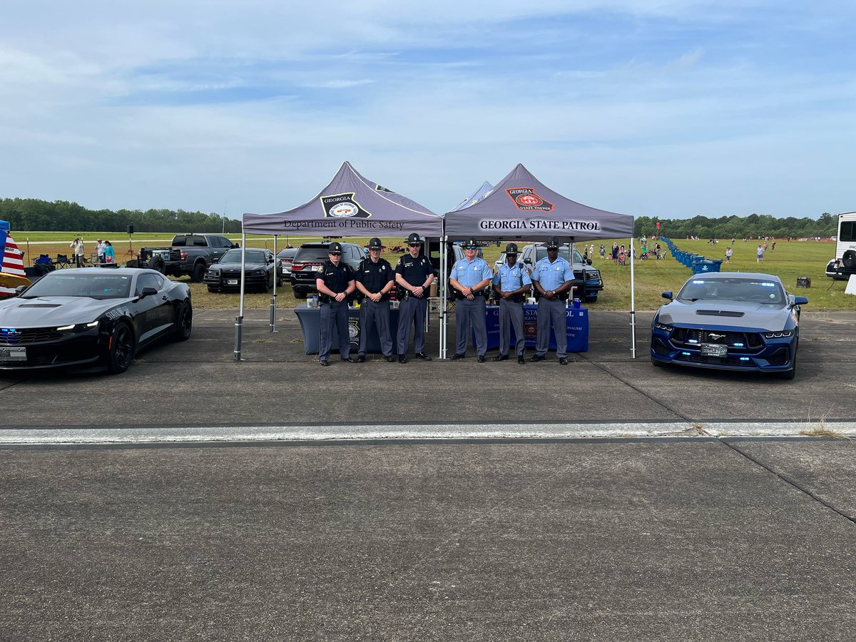 Recruiters from two of our divisions (Georgia State Patrol & Motor Carrier Compliance Division) with the Georgia Department of Public Safety are at the Vidalia Air Show this weekend. Come by their tent to learn more about a career with us. #gatrooper #gamccd #gadps