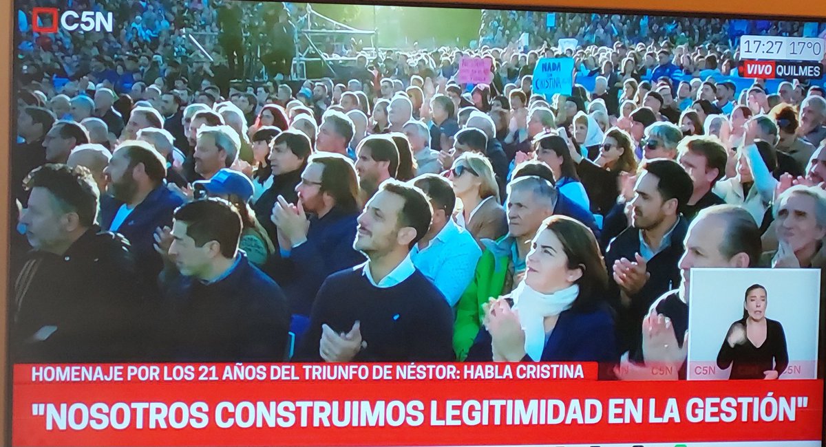 Hay más gente en el microestadio Nestor Kirchner escuchando a Cristina que los votos que sacaron algunos que creen ser los dueños del peronometro.