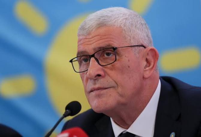 5.Olağanüstü Kurultayımızda Genel Başkan seçilen Genel Başkanımız Sn.Müsavat Dervişoğlu'nu kutlar,Partimize ve ülkemize hayırlı ve uğurlu olmasını dileriz.<a href="/iyiparti/">İYİ Parti</a> <a href="/MDervisogluTR/">Müsavat Dervişoğlu</a>