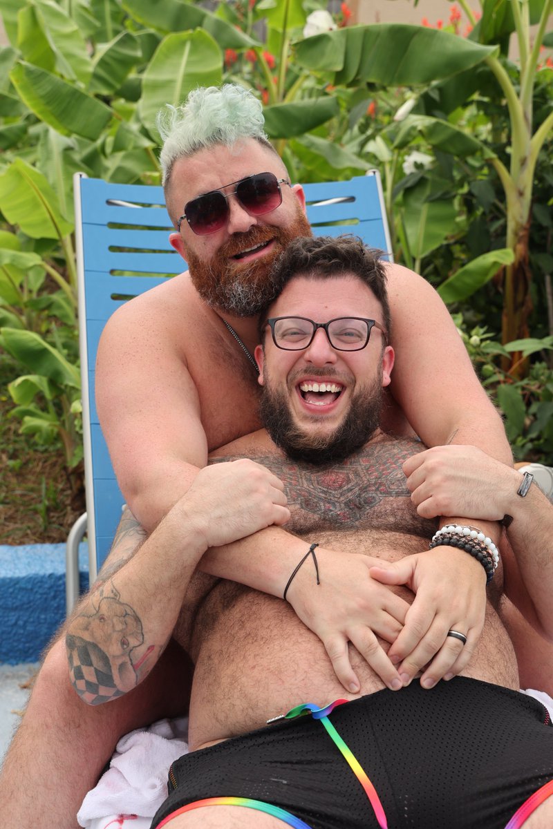 EasternXposure1's tweet photo. Join us at Eastern Xposure, May 9-12th in Georgia! Four days of naked fun at the Parliament Resort. Pool parties, BBQ, dancing, drag, poolside DJ's, and the hottest bears, cubs, chubs, chasers, &amp; daddies - plus all the men who love them! BOOK YOU ROOM NOW!
https://t.co/WzqzlC2sCn https://t.co/mh51W15oxq