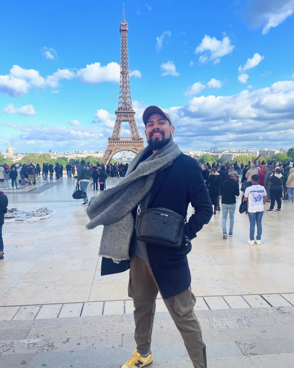 el_amazonico_'s tweet photo. Paris Je tโaime toujours โค๏ธ #france #paris #trip #eiffeltower #latino #travelboy #spring24 #latinlover #bekind https://t.co/ELv4jVm3DB
