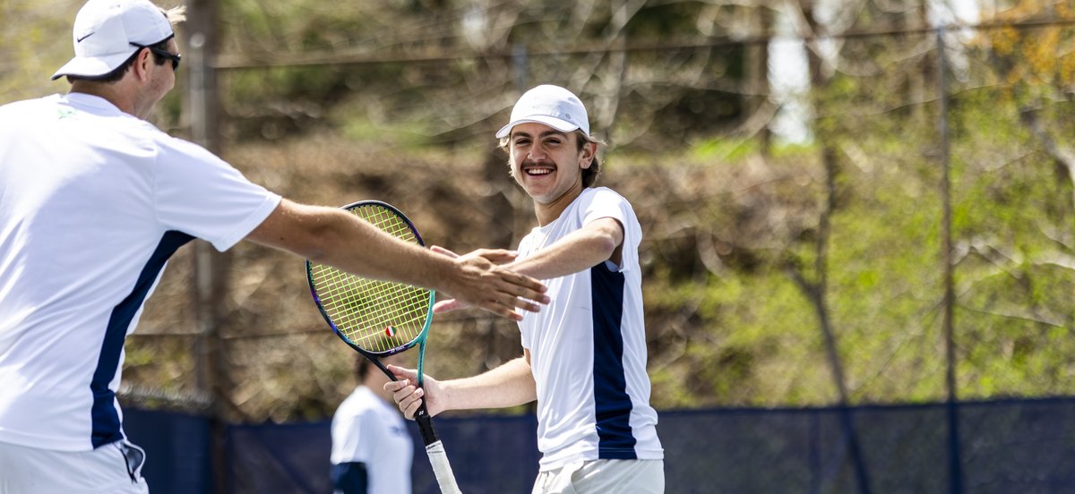 MTEN: No. 3 @EndicottTENNIS Ousts No. 6 WNE In CCC First Round, 5-0 STORY ➡️ ecgulls.com/x/95hr7 NOTES *Endicott will take on No. 2 seed Roger Williams in the semifinals on Wednesday, May 1 at 4 PM.