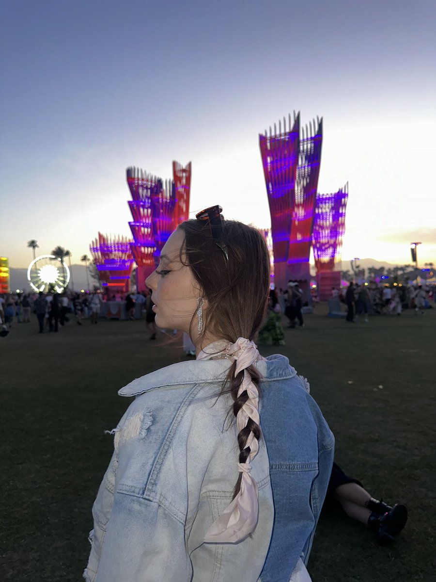 day 1 of coachella 🎀
