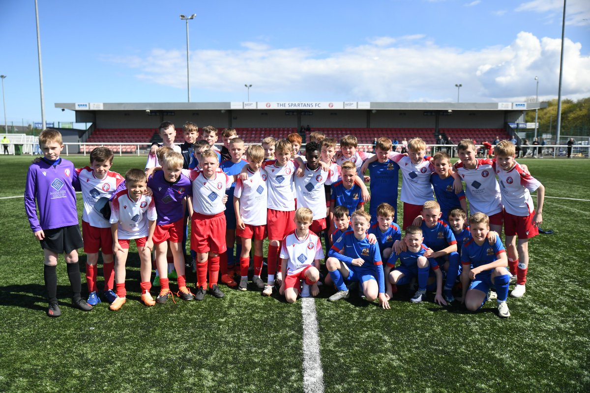 📸 Ahead of today's SPFL 2 game, there was a Cross-Border Spartans Challenge Match featuring <a href="/spartans_youth/">Spartans FC Youth</a> 2012s and FC Spartans from Warrington.  

In an enjoyable &amp; competitive clash, it was the visitors who earned the bragging rights with a late winner in a 5-goal thriller.