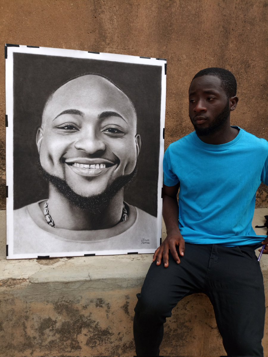 flowzpam's tweet photo. @davido I get android charger🥹🥹
While we're here, dash my pencil drawing 1 retweet abeg ☝️🙏 https://t.co/mwKMwNrVgr