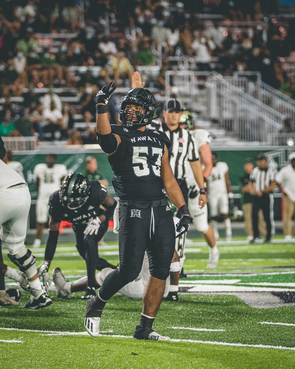 Representing Hawai'i in the Big Apple 🍎 

Congrats, <a href="/Dariusmuasau53/">Darius Muasau</a> 🤙