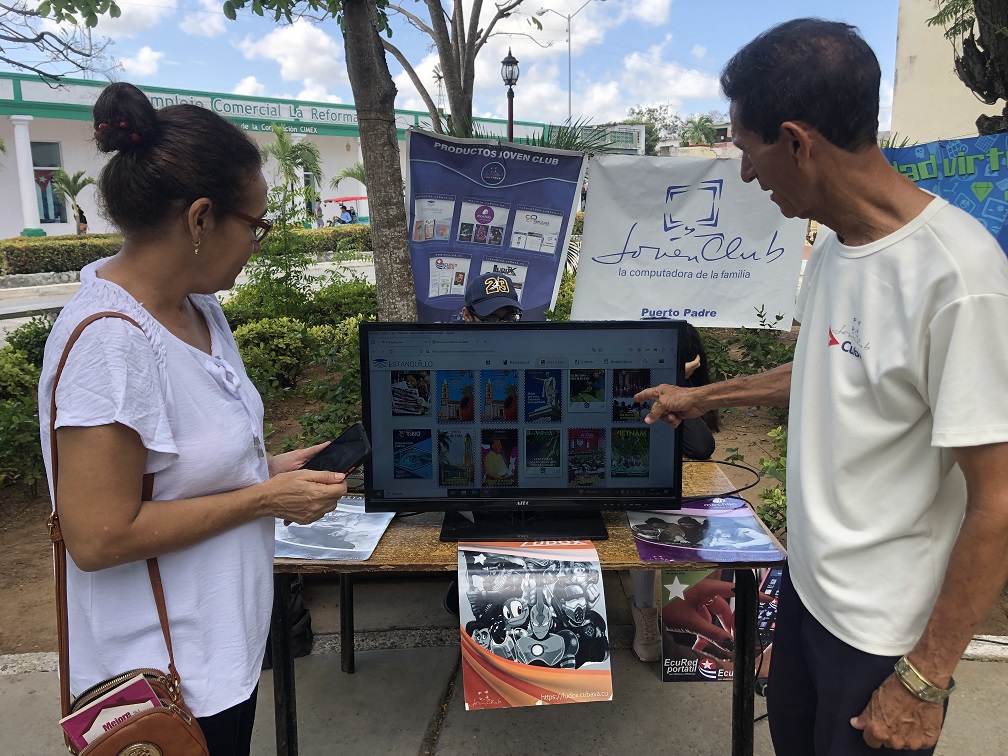chelly_pp's tweet photo. El  Set de los #JovenClubPuertoPadre en  la Fiesta del Libro #PuertoPadre 2024 sirvió para la promoción de los servicios que brindamos entre ellos el acceso a la Enciclopedia Colaborativa #ECURED y a la plataforma #Estanquillo con más de 35 mil libros, revistas, audiolibros https://t.co/kQzXHv9siH