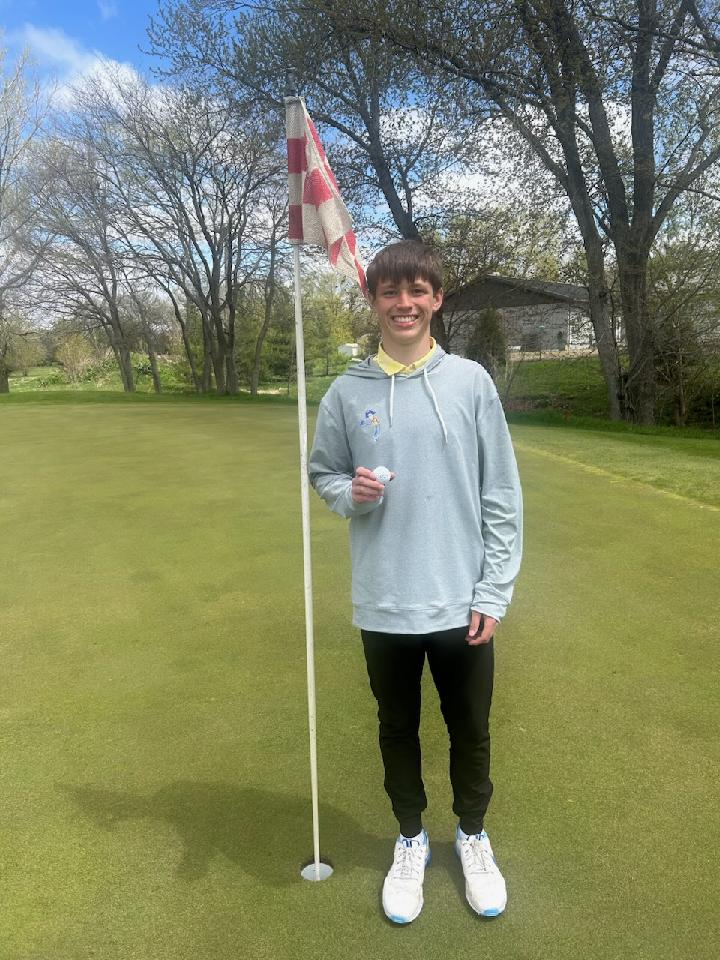 Raiders take home three individual medals. Drew Hagerbaumer 11th, Kolton Kriete 9th, &amp; Hutton Kotik 8th which included an ace on the 165 yd 6th hole. Congratulations Hutton!