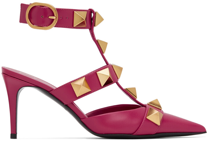 Valentino Garavani Pink Roman Stud Heels

Now $460 (was $1,150)

Link: shopstyle.it/l/caNPb

#ValentinoGaravani #StudHeels #StealDeal 👠💖