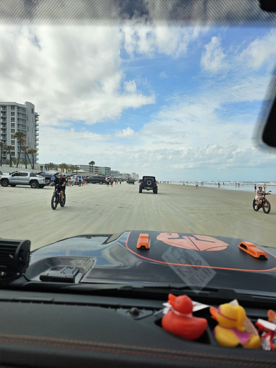 @JeepBeach Daytona Jeep Beach 24 #jeeplife #jeepmafia #gotducked @jonsmaximus22