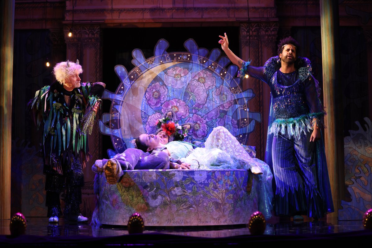 .#AMidsummersNightsDream has been pulling in the laughs for 400 years and it's pulling in a lot more @BelgradeTheatre in a 5* mirth-filled homage to the Bard thanks to @TweedyClown. behindthearras.com/Reviewspr/2024…