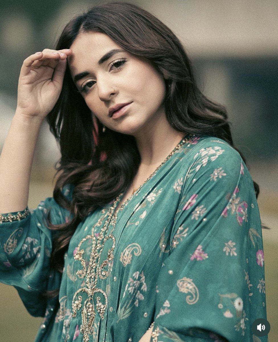 Most hardwork and down to earth human being #YumnaZaidi
♥️♥️ 
Such nice clicks during Nayab