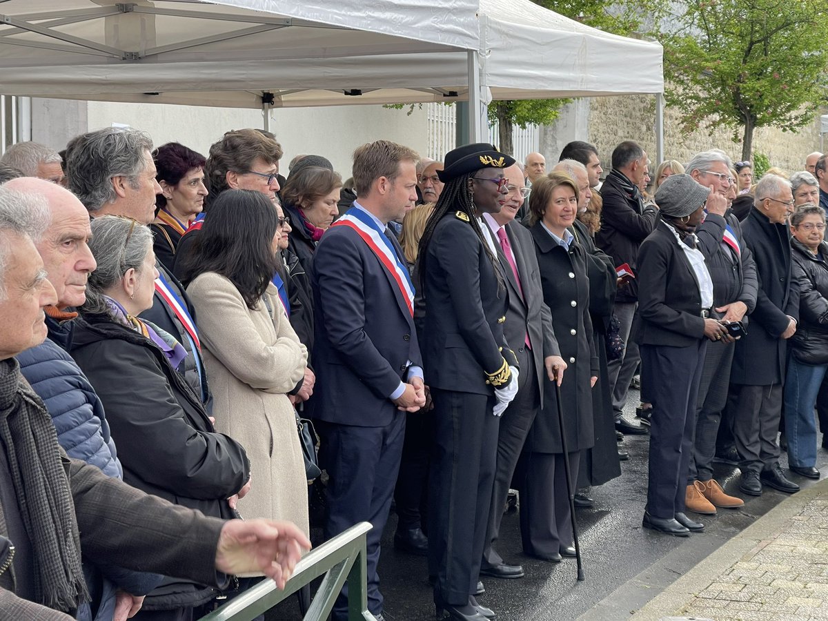 🇦🇲 Commémoration du 109 anniversaire du #GenocideArmenien à Clamart en présence de Mme l'Ambassadrice S.E Hasmik @tolmajian et du député @JLBourlanges.