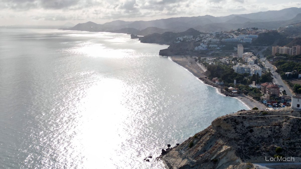 Volando a lo largo de la costa Mediterránea, el mar parece plata - Flying along the Mediterranean Coast, the sea looks like silver 
🌍 #villajoyosa
📷 #aerialphotography 
🚁#DJIMini3Pro