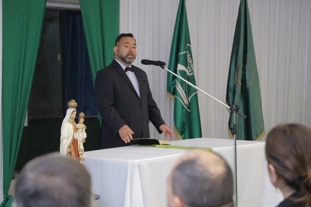 Ceremonia religiosa en memoria de los tres Carabineros asesinados en Cañete. Nuestro Alcalde y concejales, presentes junto a representantes de distintas religiones en la 10ma comisaría de La Cisterna. Dolor y la indignación ante estos hechos trágicos y condenables.