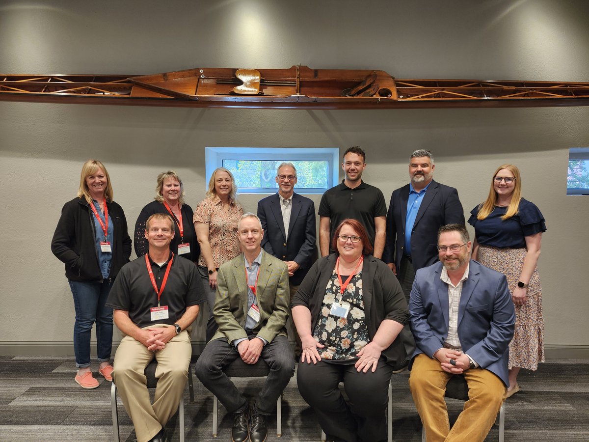 State Entomologist Rosalee Knipp met with her counterparts to discuss plant health and safety across the central U.S. Sharing tips and tricks to keep invasive pests out of Missouri is incredibly valuable to our agriculture economy! #connectMore