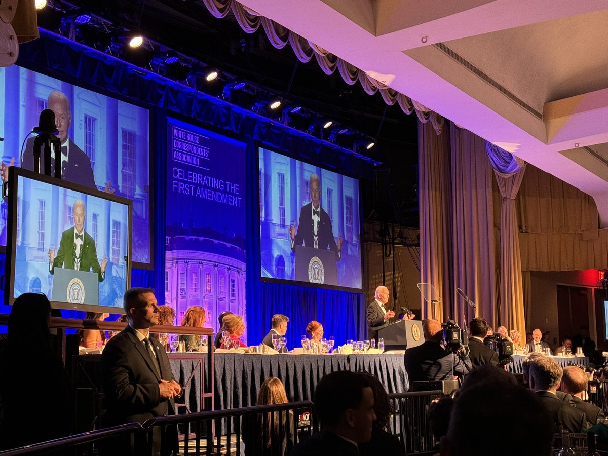 “My vice president actually endorsed me,” says Biden re Trump. #WHCD before turning more serious: “I’m not asking you to take sides but to stand up to the seriousness of the moment.”