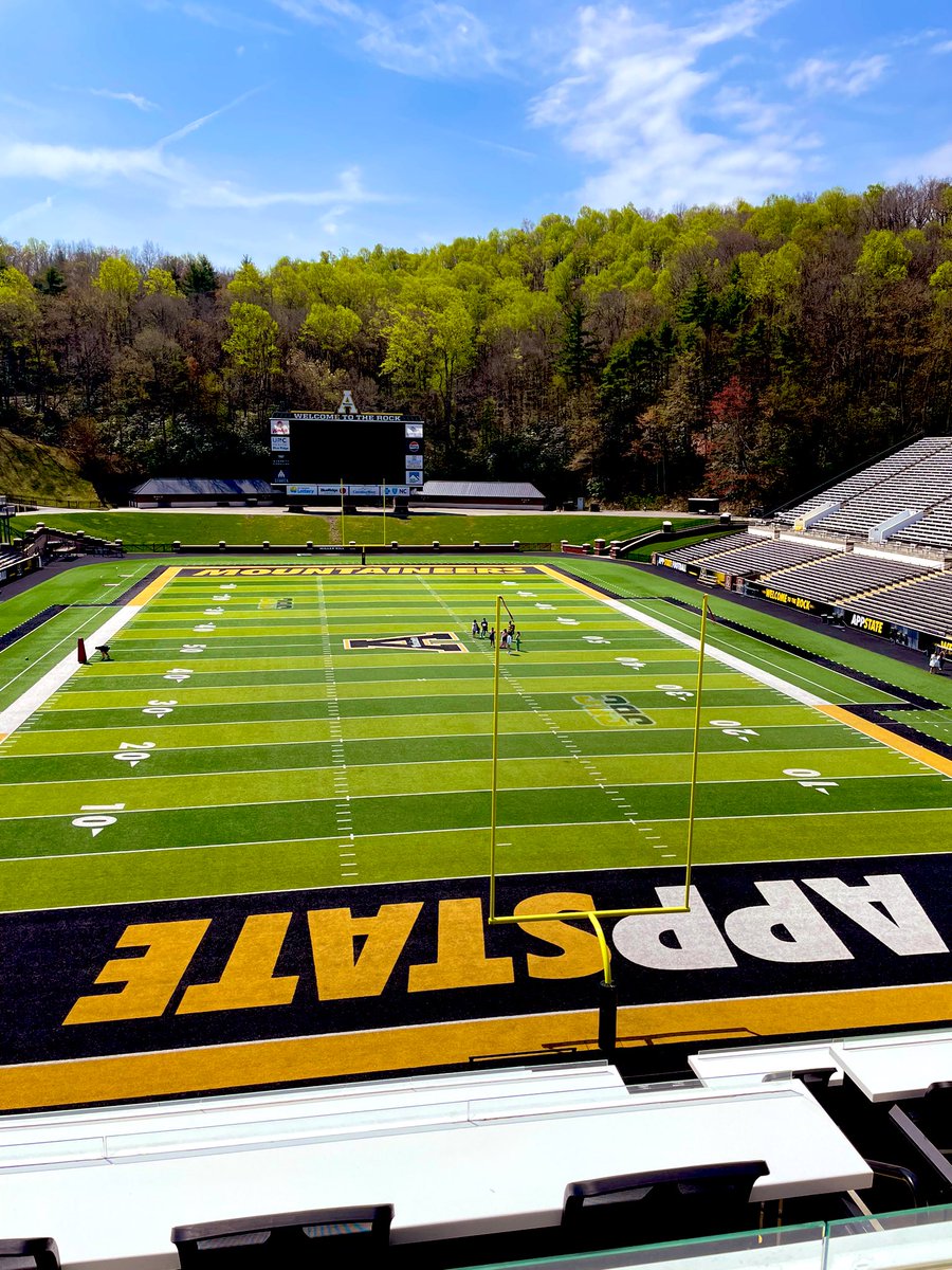 Had a Great Time At @AppState_FB, Huge Thanks To Coach @lgware, @CoachFrankPonce @coach_sclark For Having Us Today!! @jm_folsom @kirkjuice32 @MCPKnightsFB @chodgens7 @BHoward_11 @JeremyO_Johnson @ChadSimmons_