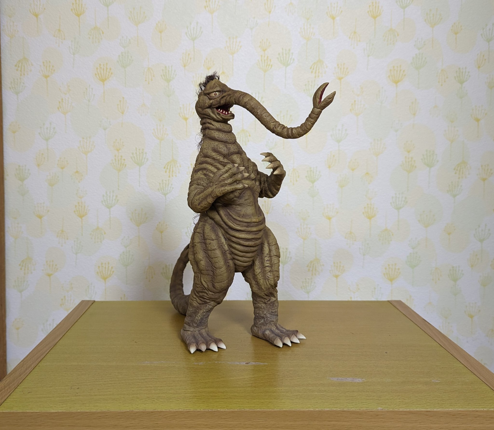エクスプラス　大怪獣シリーズ　サータン　帰ってきたウルトラマン エクスプラスの「大怪獣シリーズ サータン」いよいよ登場