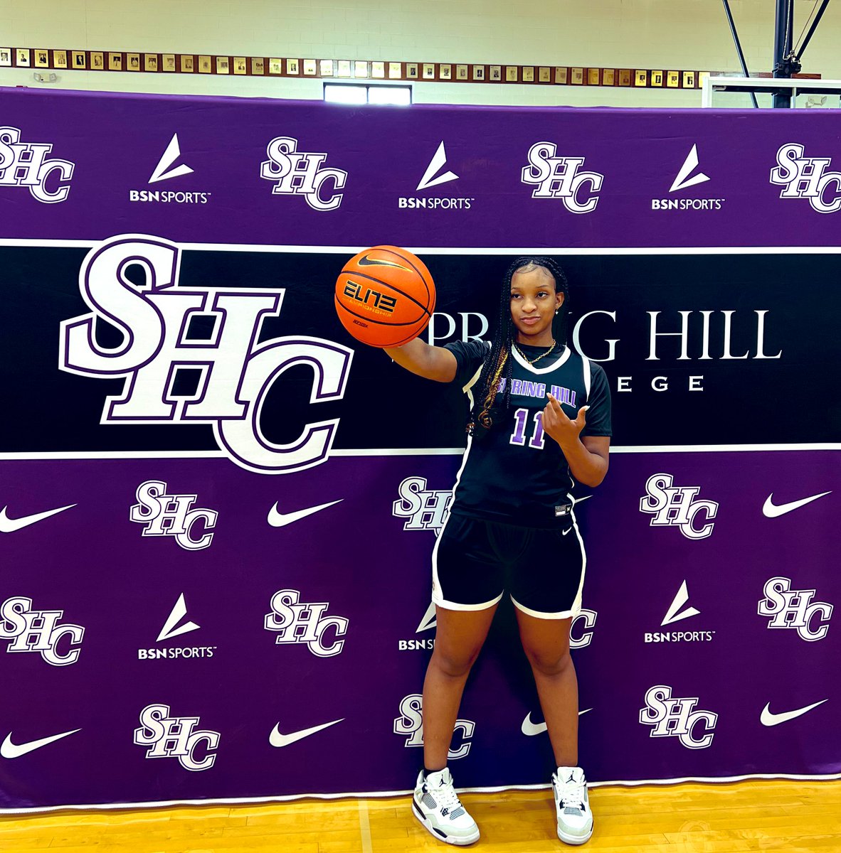 BLESSED to receive an offer from SpringHill College 💜🤍 Also, I had a great time on my official visit. Thank you for giving me the opportunity to be apart of something special! @SHCwbball @THECASEYFERG @CoachPresel #AllGloryToGod #GoBadgers