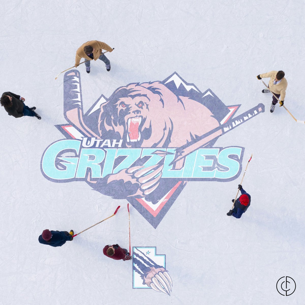 Utah Grizzlies 🐻 (NHL Version) 

#utah #slc #SaltLakeCity #nhl #graphicdesign #graphicdesigner #sportsdesign #jerseyconcept #jerseyconcepts #uniformconcepts #nhlhockey #saltlakecityutah #nhljersey #hockey #hockeyjersey #nhlinutah