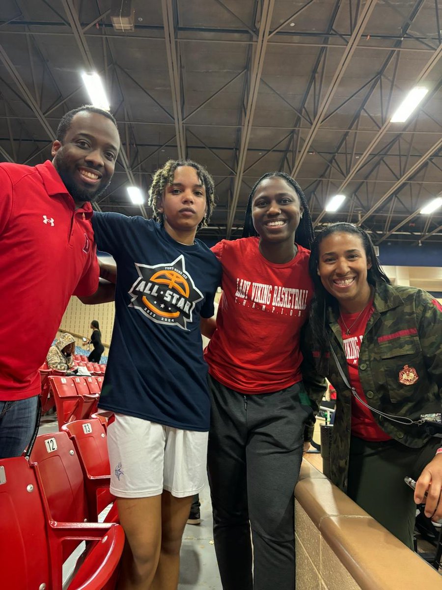 Shoutout to our girl Callie for representing @DullesGBB today in the @FBISDAthletics All Star game! Way to compete this afternoon and earn the W for the home team. @queisha44 @DHS_Vikings @DHSAthletics550