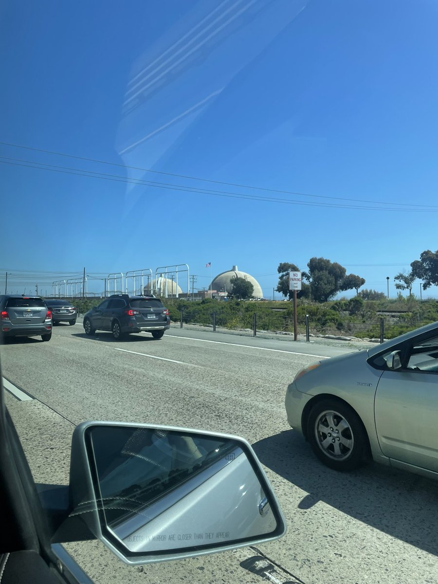 Livin the dream. 4 lanes of gridlock at the San Onofre Nuclear Ta-Tas. On the way to gig in Rancho Santa Fe. @TexasLulu @Mizzcheevous1