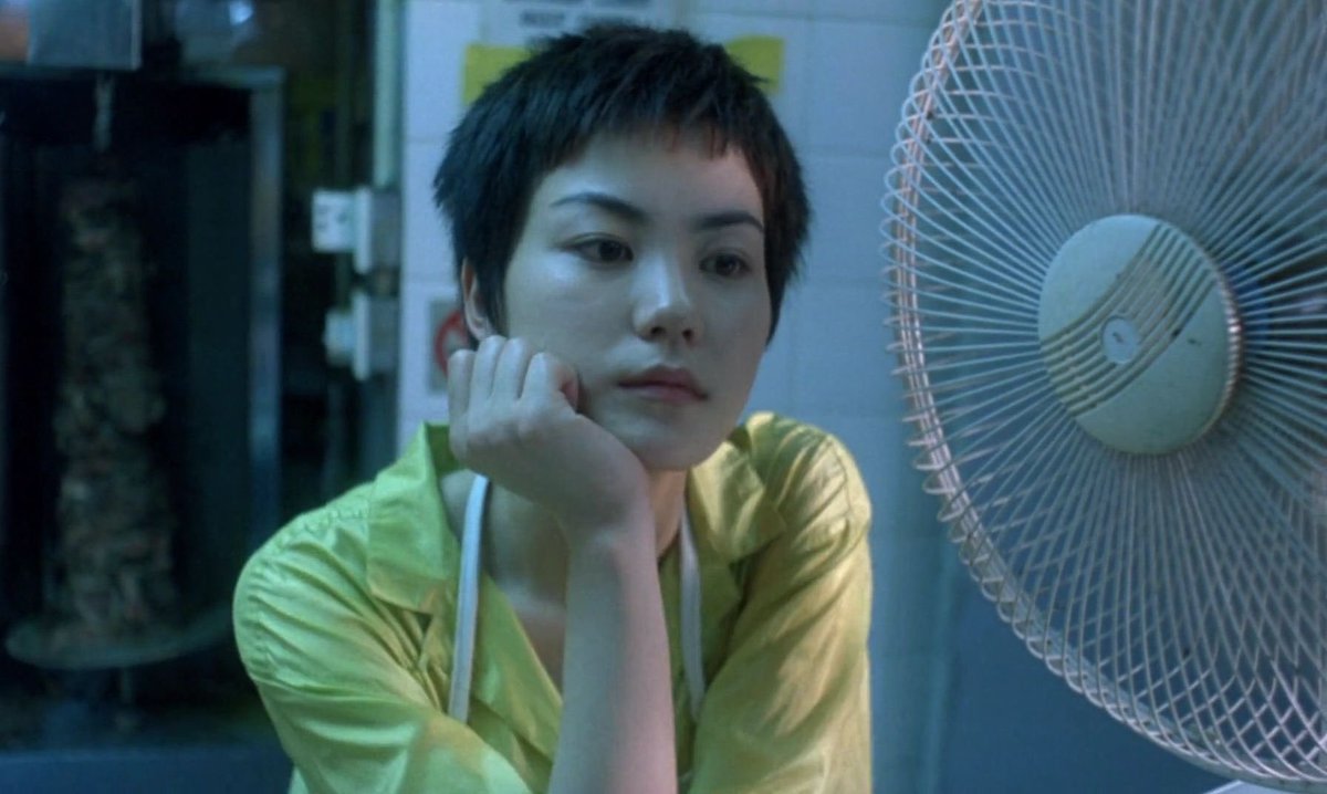 TheCinesthetic's tweet photo. chungking express (1994) dir. wong kar-wai https://t.co/C3tigJO3zb