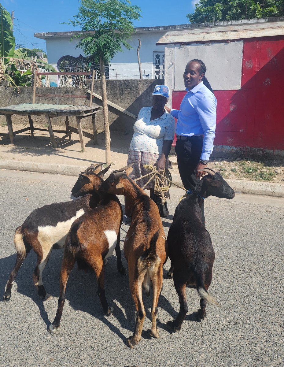 Happy Sabbath from my East Central family. It makes a difference who represents the people. Have a blessed weekend 🙏🏿 #Portmore #strongwithTerrelonge #Jamaica 🇯🇲