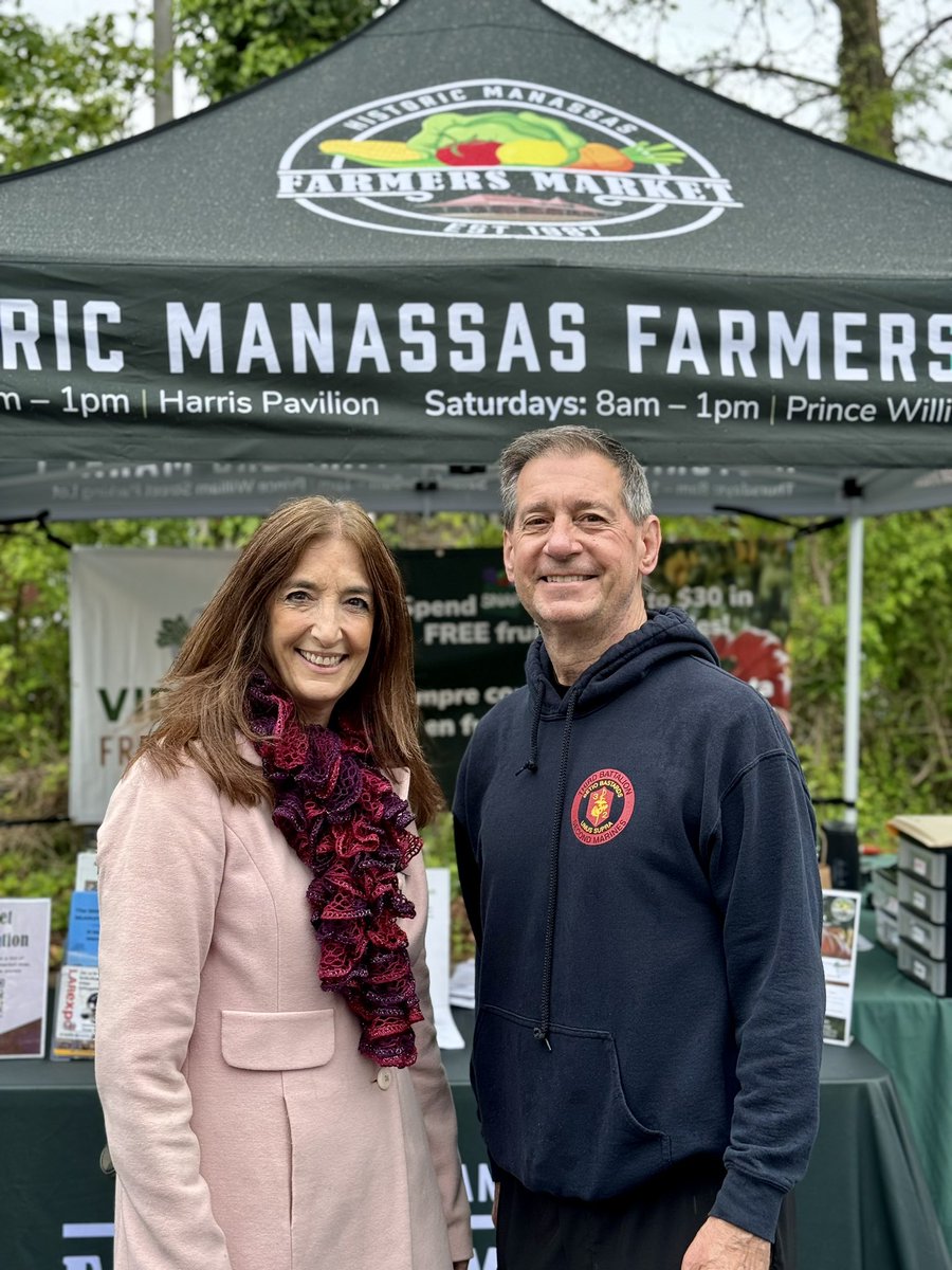 It was great to visit Manassas today! (In between rain drops). I was pleased to go to the Old Town Art Show, farmers market, and stop by local small businesses with Councilman Wolfe.
