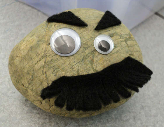 We NEED to bring back pet rocks!! 💯👍 This was the Groucho one..' I didn't come here to get insulted' ...'Oh, where do you normally go?'  🤣#GenX  #Petrocks #theseventies #Popculture