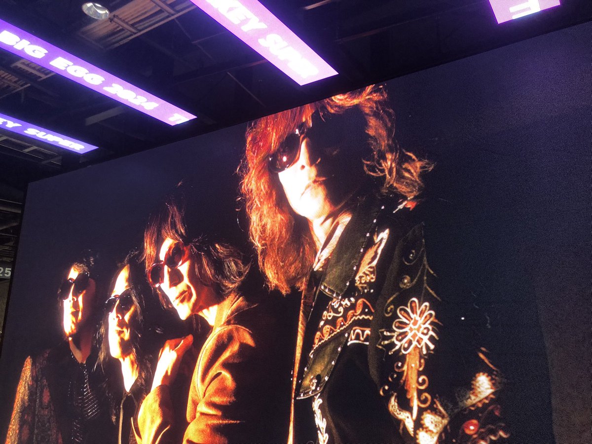 ArtistIamgeorge's tweet photo. Rovin復活。感慨深い爽やかな夜。勇気いただきました！

#THEYELLOWMONKEY #イエモン #イエローモンキー #吉井和哉 #Rovin https://t.co/QgfTEwBvra