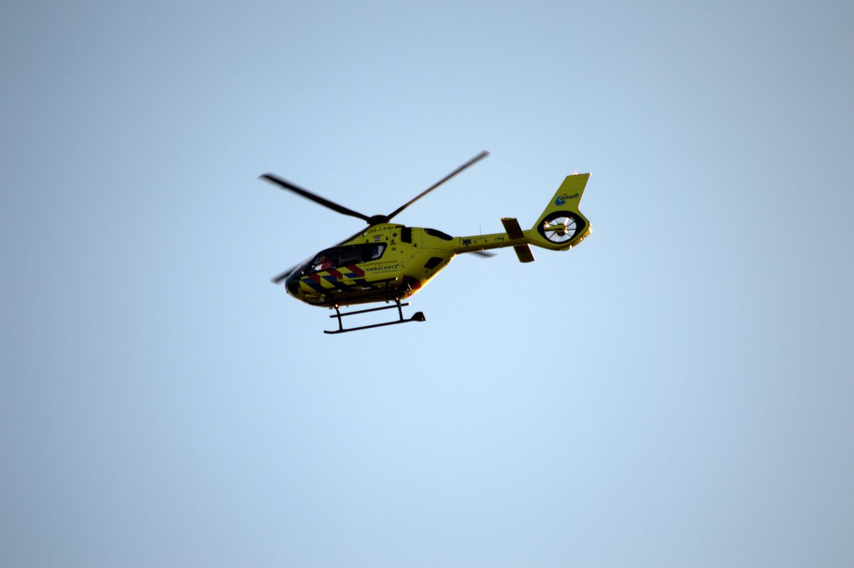 Een traumahelikopter is zojuist net buiten Leerdam geland voor een inzet in Leerdam-Oost.

(foto ter illustratie)