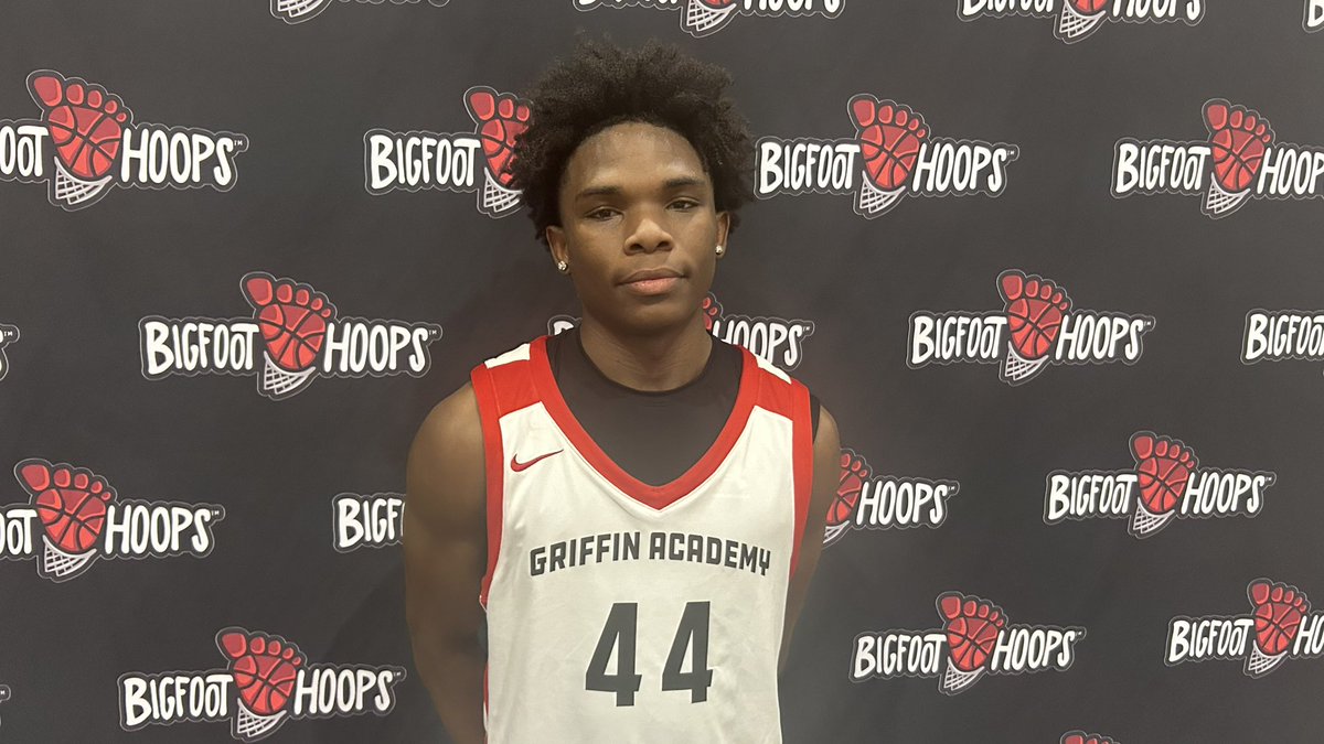 5’9 2026 Cam Dillahunt is a shifty guard who does more than what shows up on the box score. Intense on defense, penetrates and draws 2 defenders often, and capitalizes on open threes <a href="/camwitdarock/">Cam Dillahunt</a>