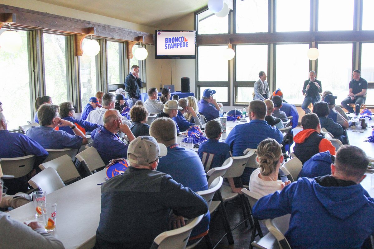 Another great day with the Bronco Stampede 🔵🟠 Bronco Nation, thanks for joining us in Twin Falls! 📸: boi.st/3UeOiTr #BleedBlue | #BuiltDifferent