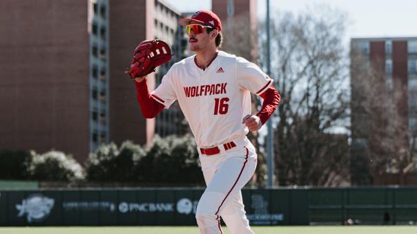 Please help us in sending prayers to Josh Hogue right now #WPN… 🙏🏻🙏🏻🙏🏻🙏🏻