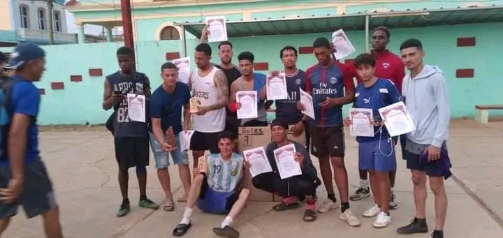 ¿Cómo va la Copa FEEM?👀🔥 ⚾En el terreno se anda batiendo el buen talento de la #FEEMdeCuba😁, en esta ocasión te compartimos instantáneas desde Pedro Betancourt, Matanzas.