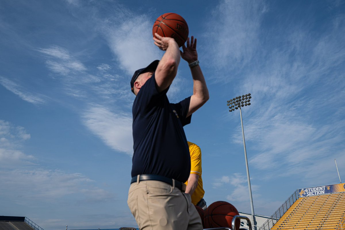 KentStMBB tweet picture