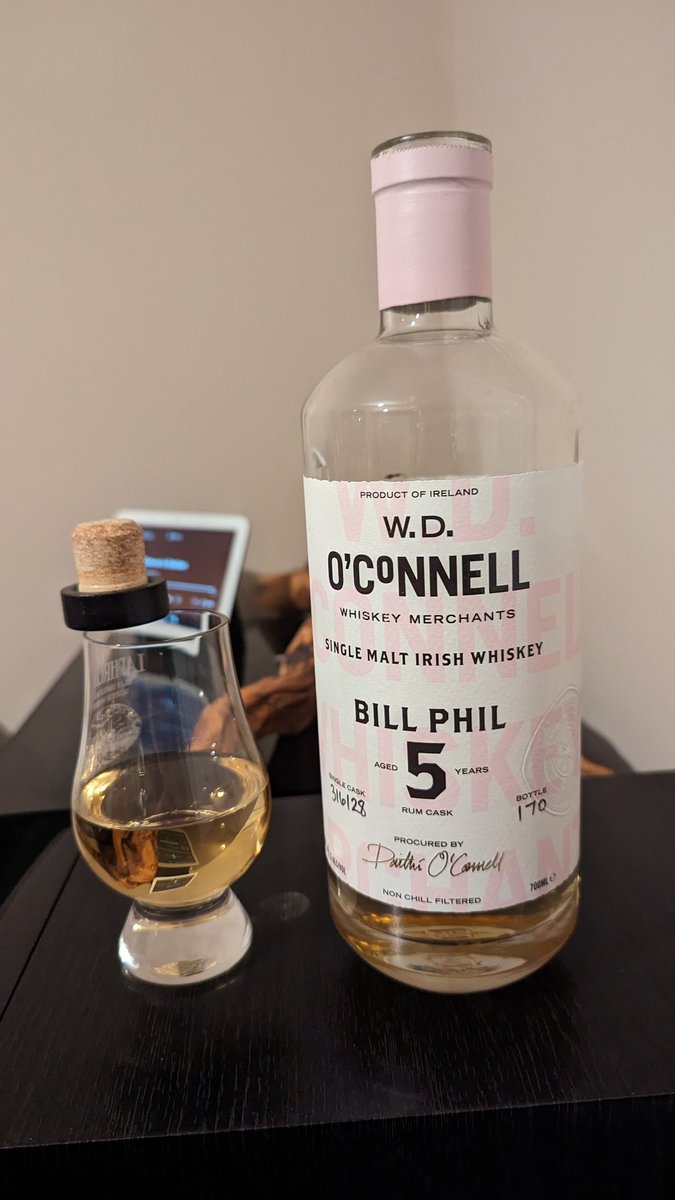 I opened this last night but didn't tell anyone. #FreshBottleFriday?👀
@OConnellWhiskey Bill Phil Rum Cask. Sorry @decoreape7 no video.